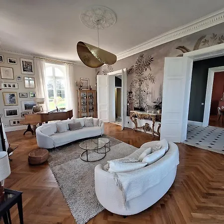 Manoir Au Coeur De La Campagne Angevine *