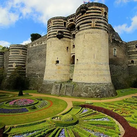 Manoir Au Coeur De La Campagne Angevine Dom wakacyjny *