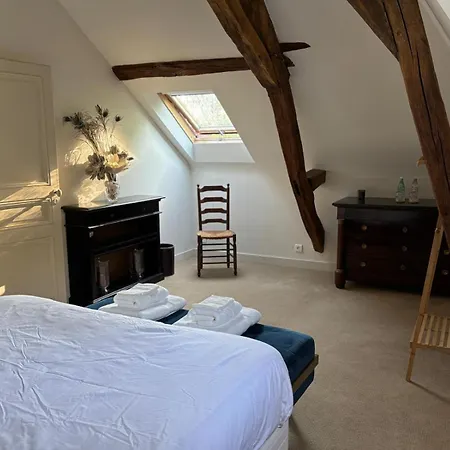 Manoir Au Coeur De La Campagne Angevine *